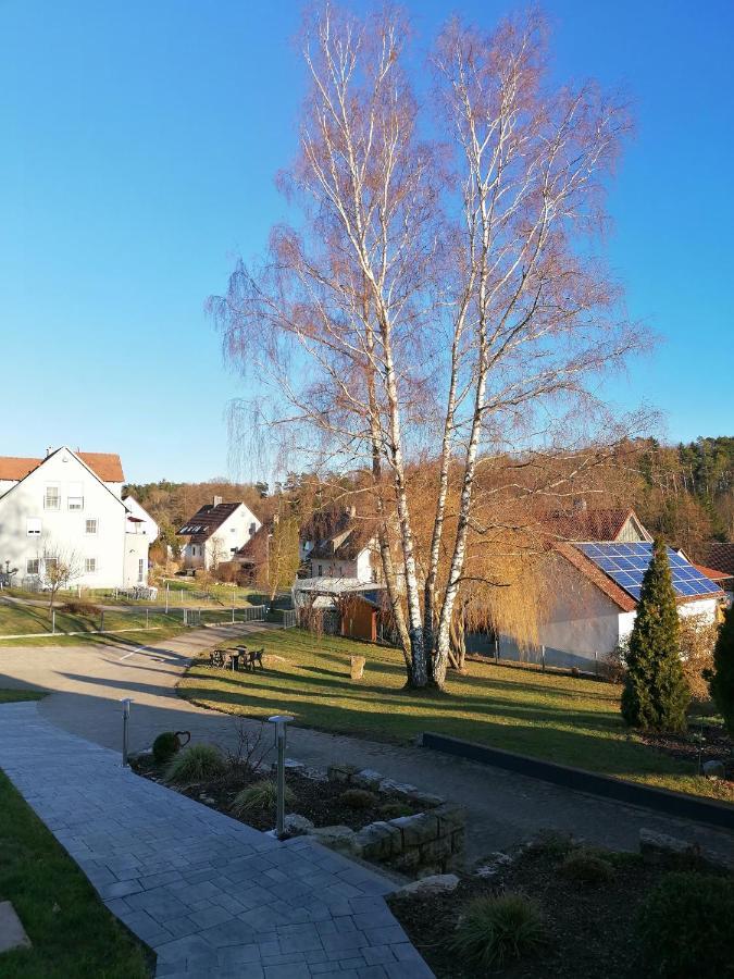 Fewo Haus Hutzelbuck In Idyllisch-Gruner Lage Nahe An Ansbach Exterior foto